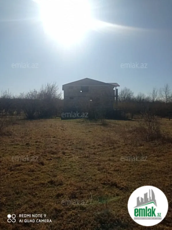 Satılır torpaq sahəsi 15 m²