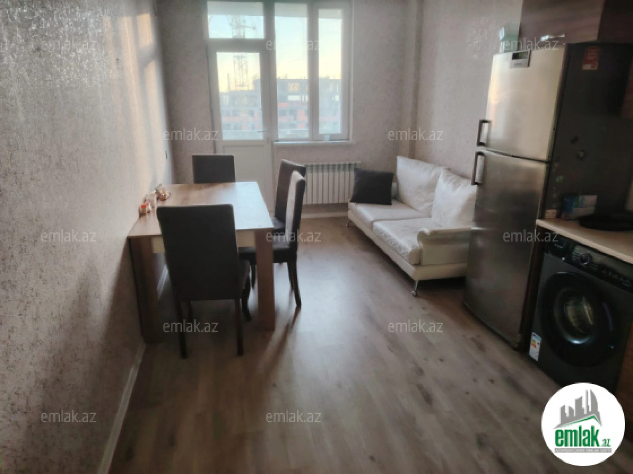 Satılır 2 otaqlı yeni tikili 81 m²