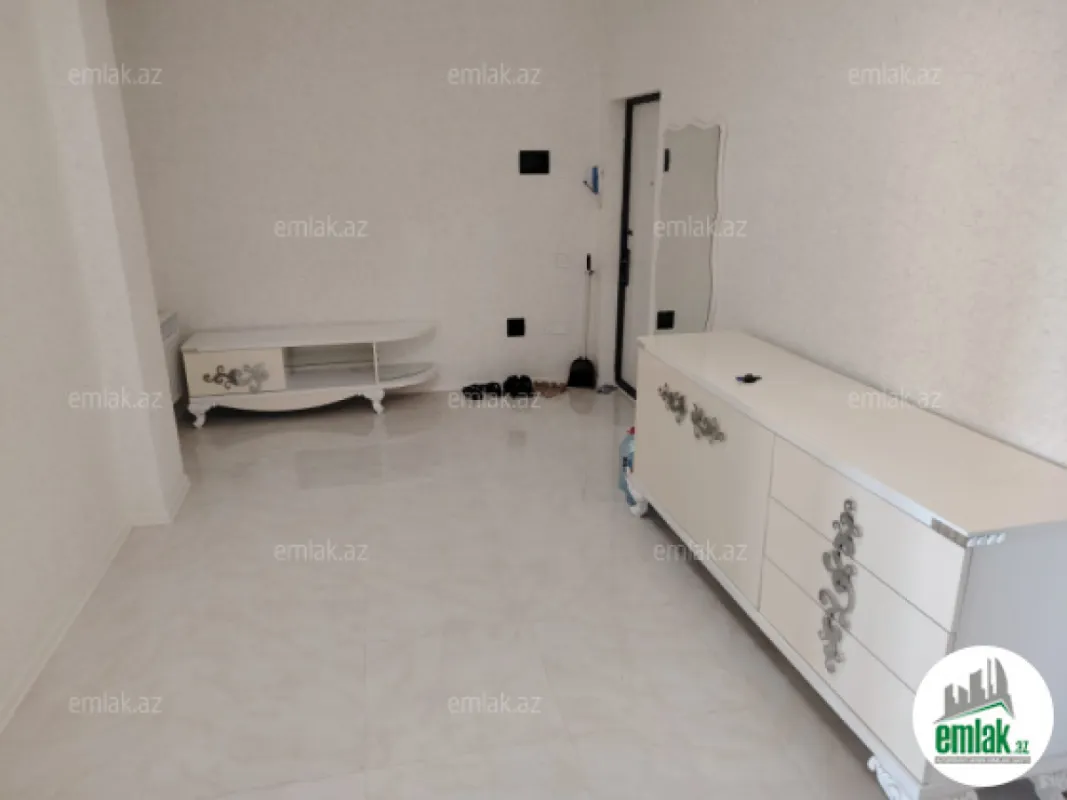 Satılır 2 otaqlı yeni tikili 81 m²