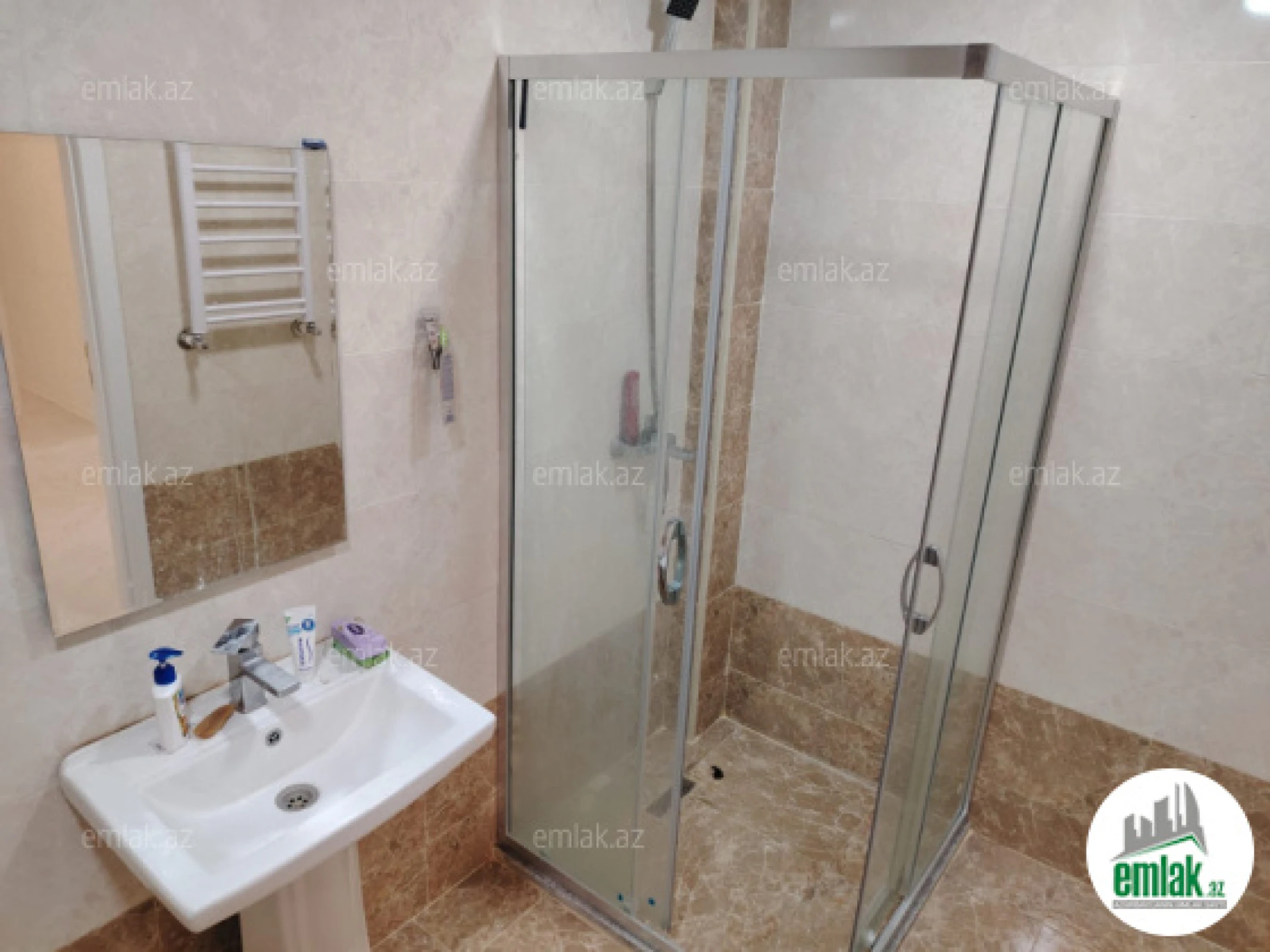 Satılır 2 otaqlı yeni tikili 81 m²