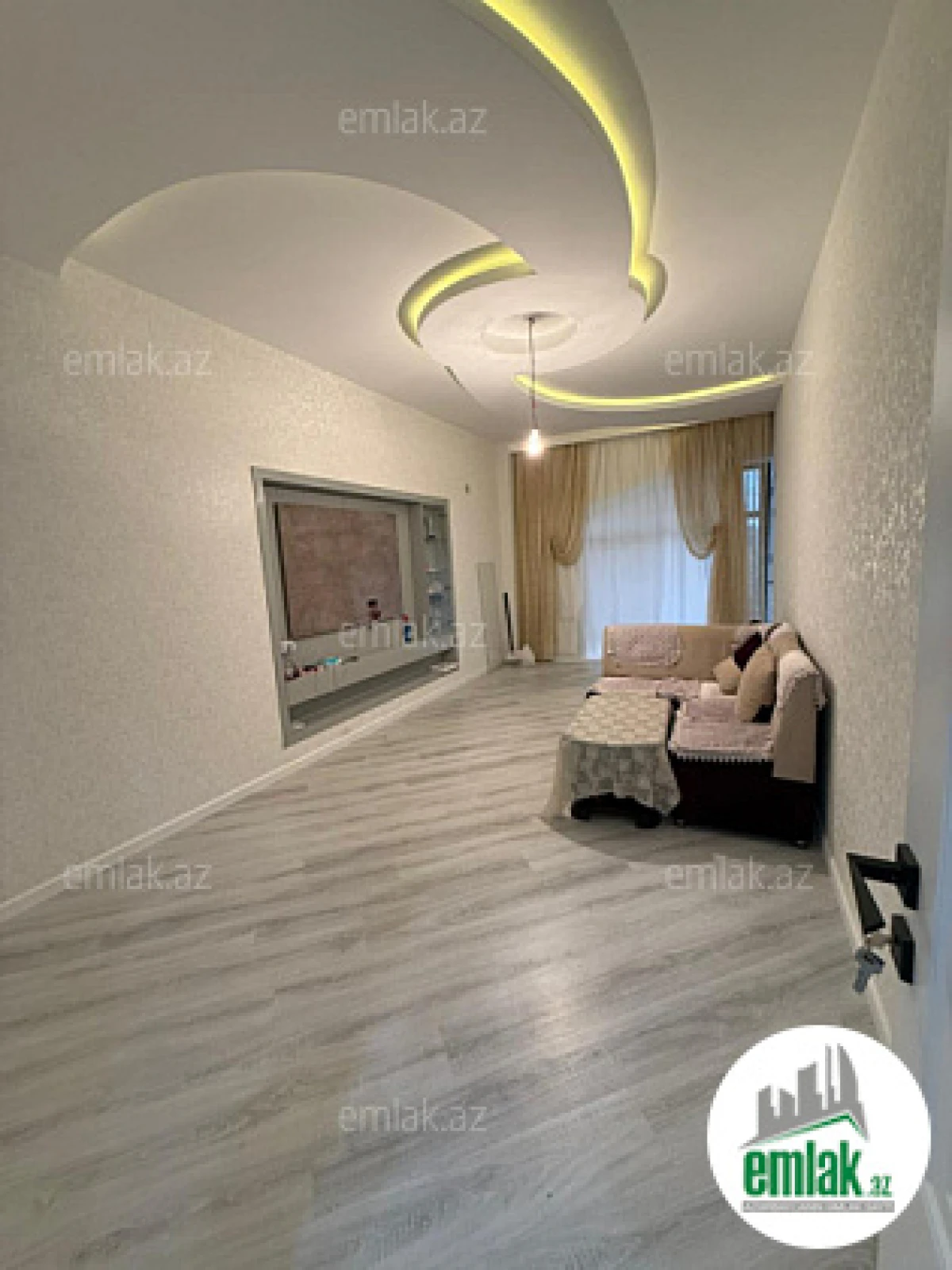 Satılır 2 otaqlı yeni tikili 65 m²
