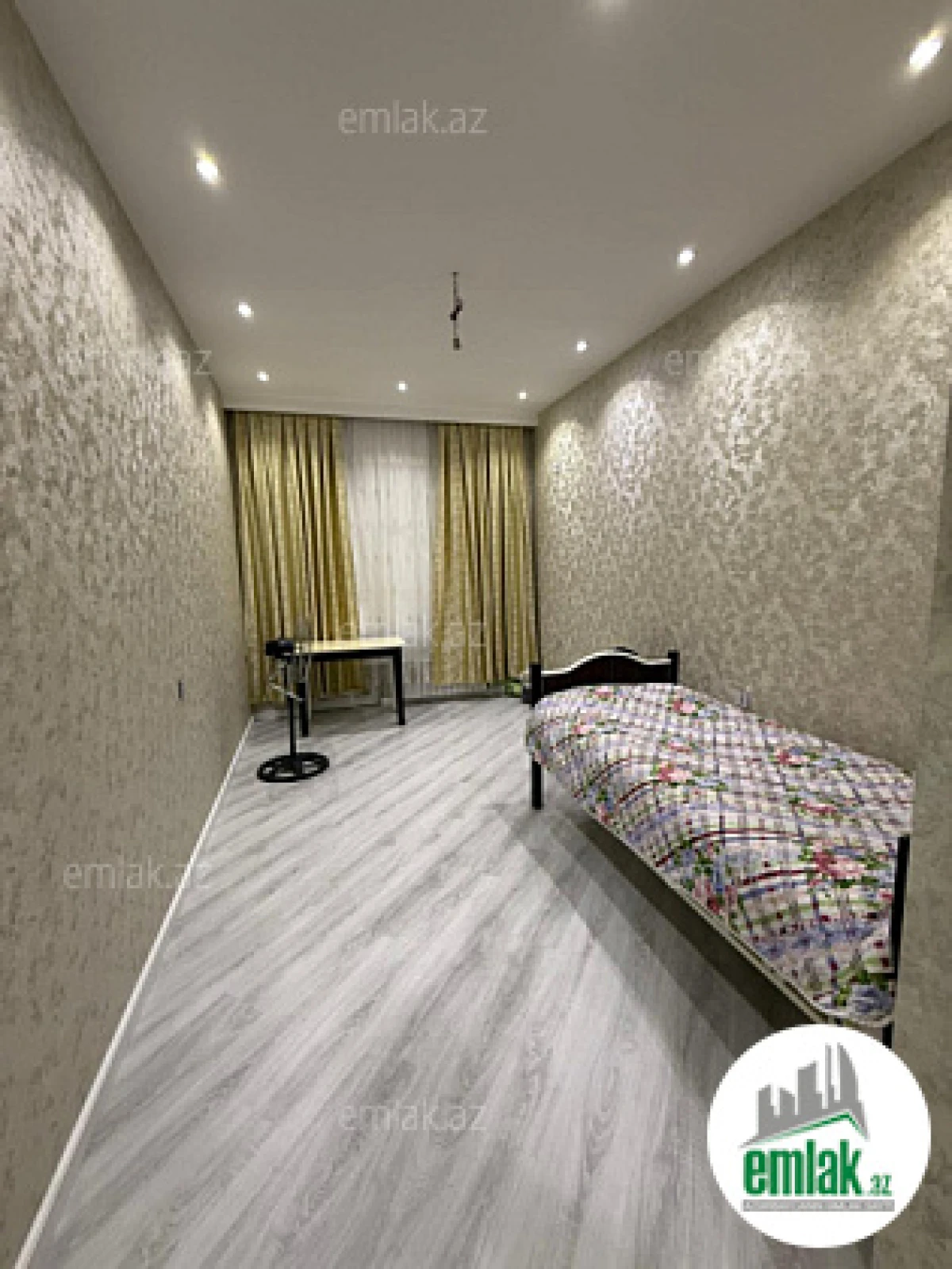 Satılır 2 otaqlı yeni tikili 65 m²