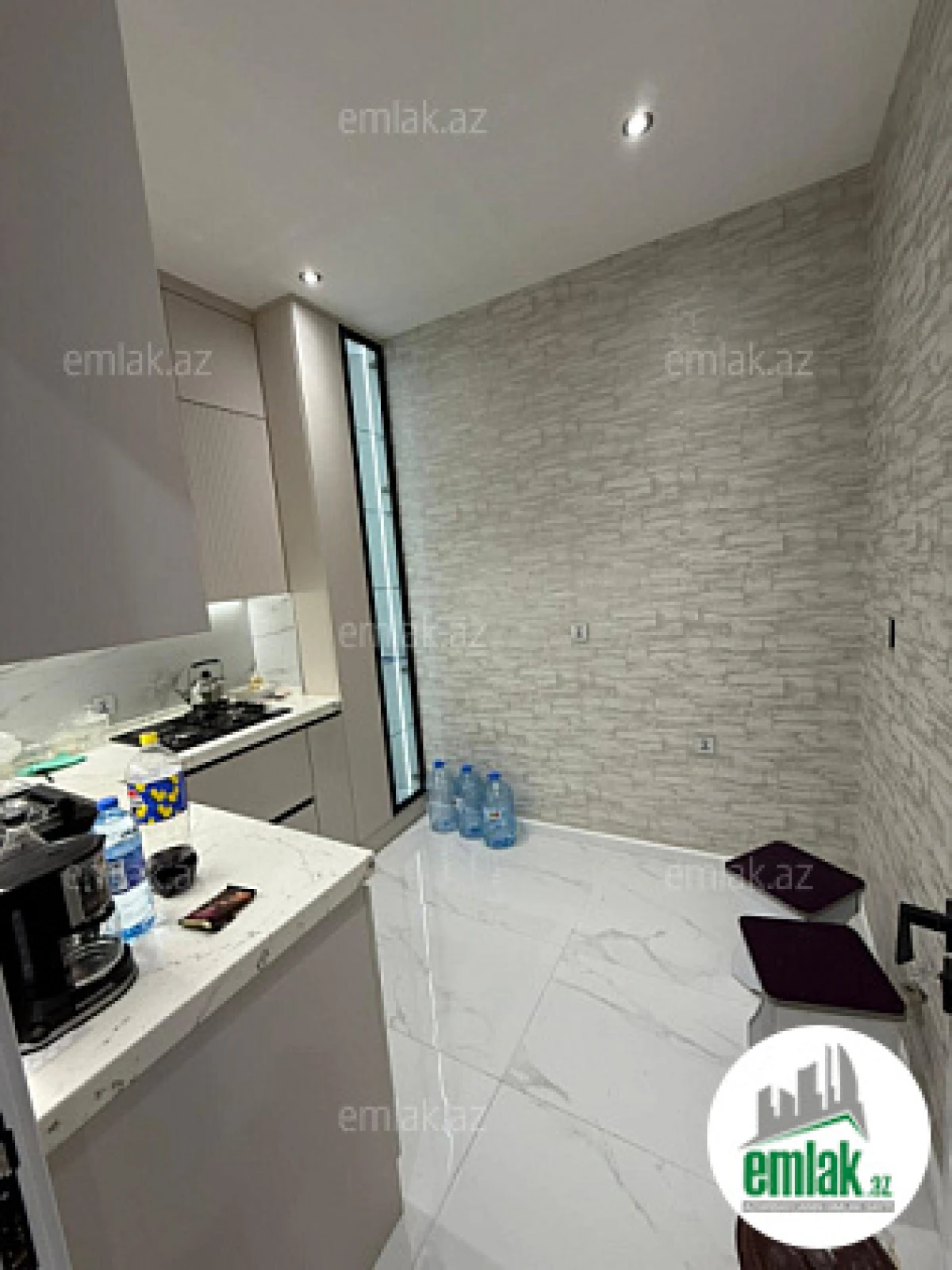 Satılır 2 otaqlı yeni tikili 65 m²