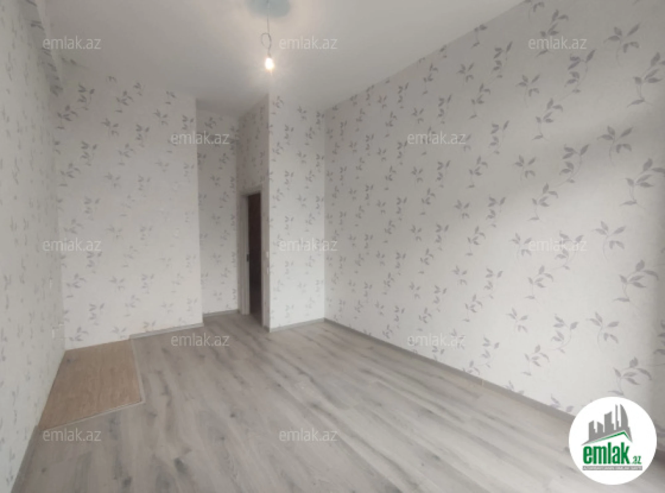 Satılır 2 otaqlı yeni tikili 100 m²