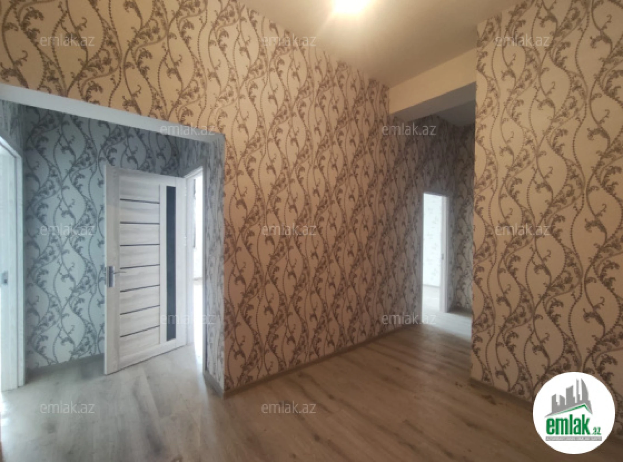 Satılır 2 otaqlı yeni tikili 100 m²