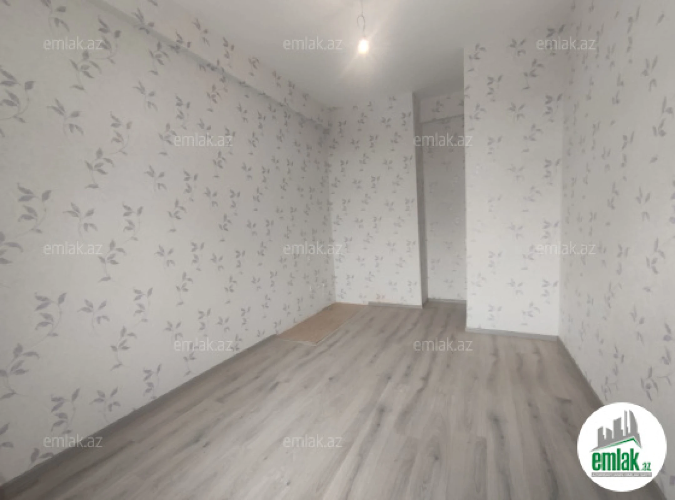 Satılır 2 otaqlı yeni tikili 100 m²