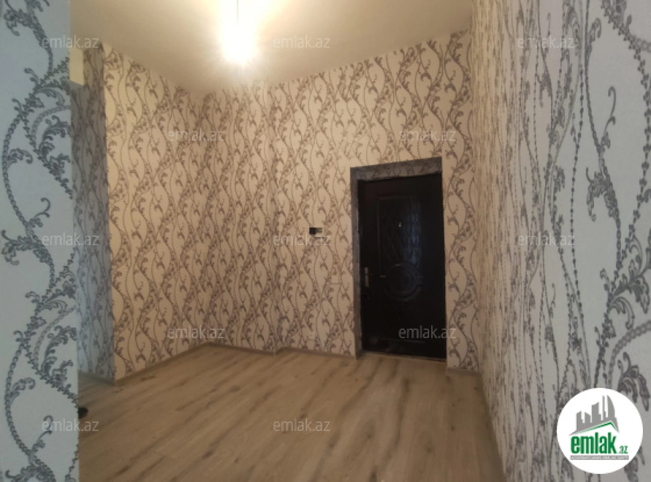 Satılır 2 otaqlı yeni tikili 100 m²