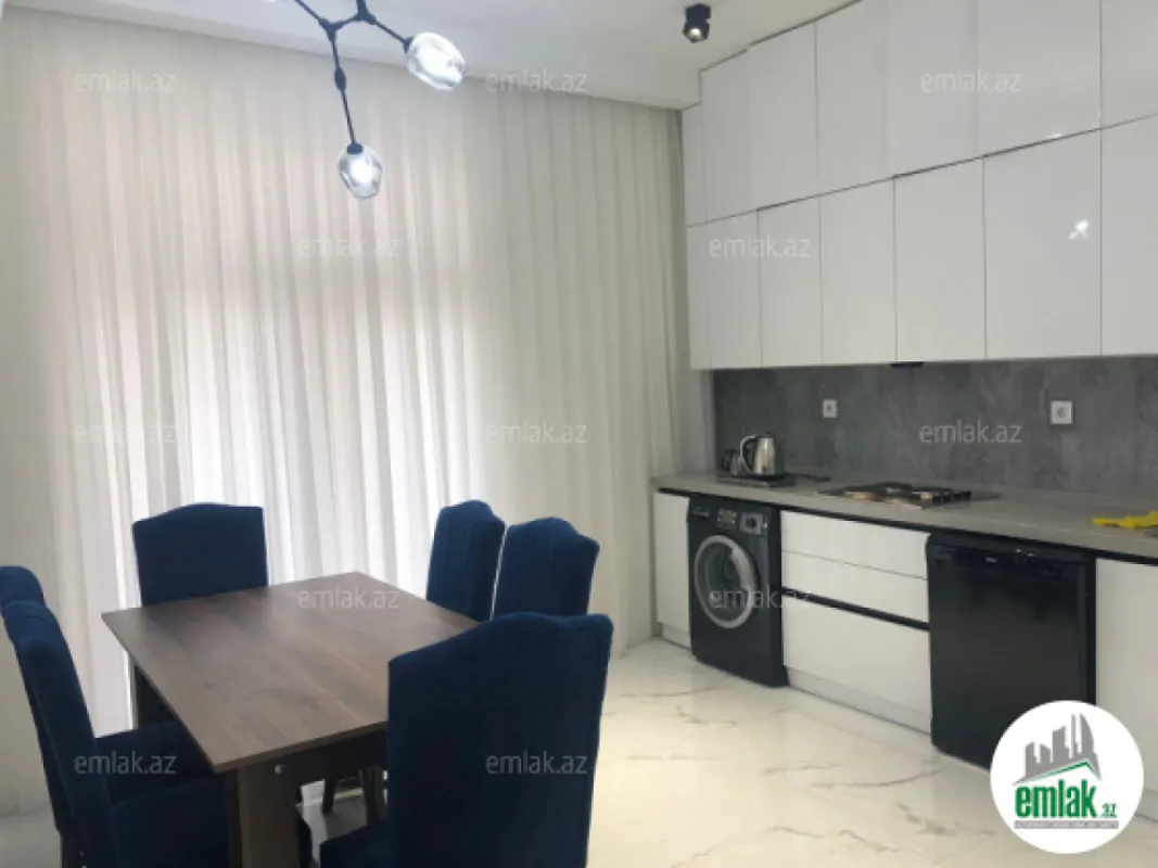 Satılır 4 otaqlı yeni tikili 170 m²
