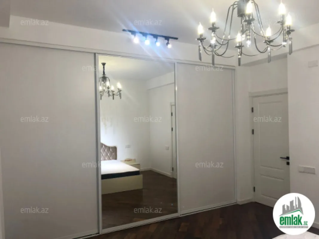 Satılır 4 otaqlı yeni tikili 170 m²