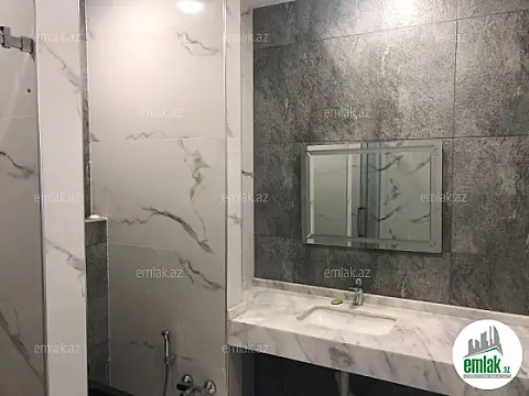 Satılır 4 otaqlı yeni tikili 170 m²