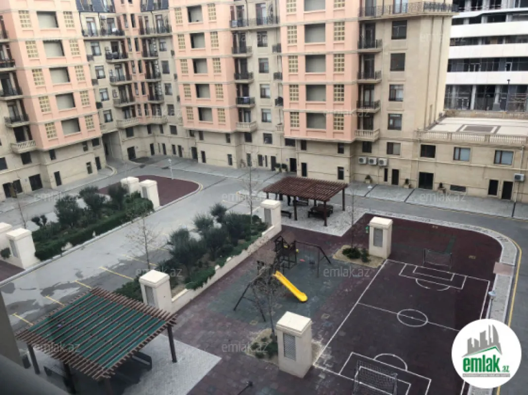 Satılır 4 otaqlı yeni tikili 170 m²