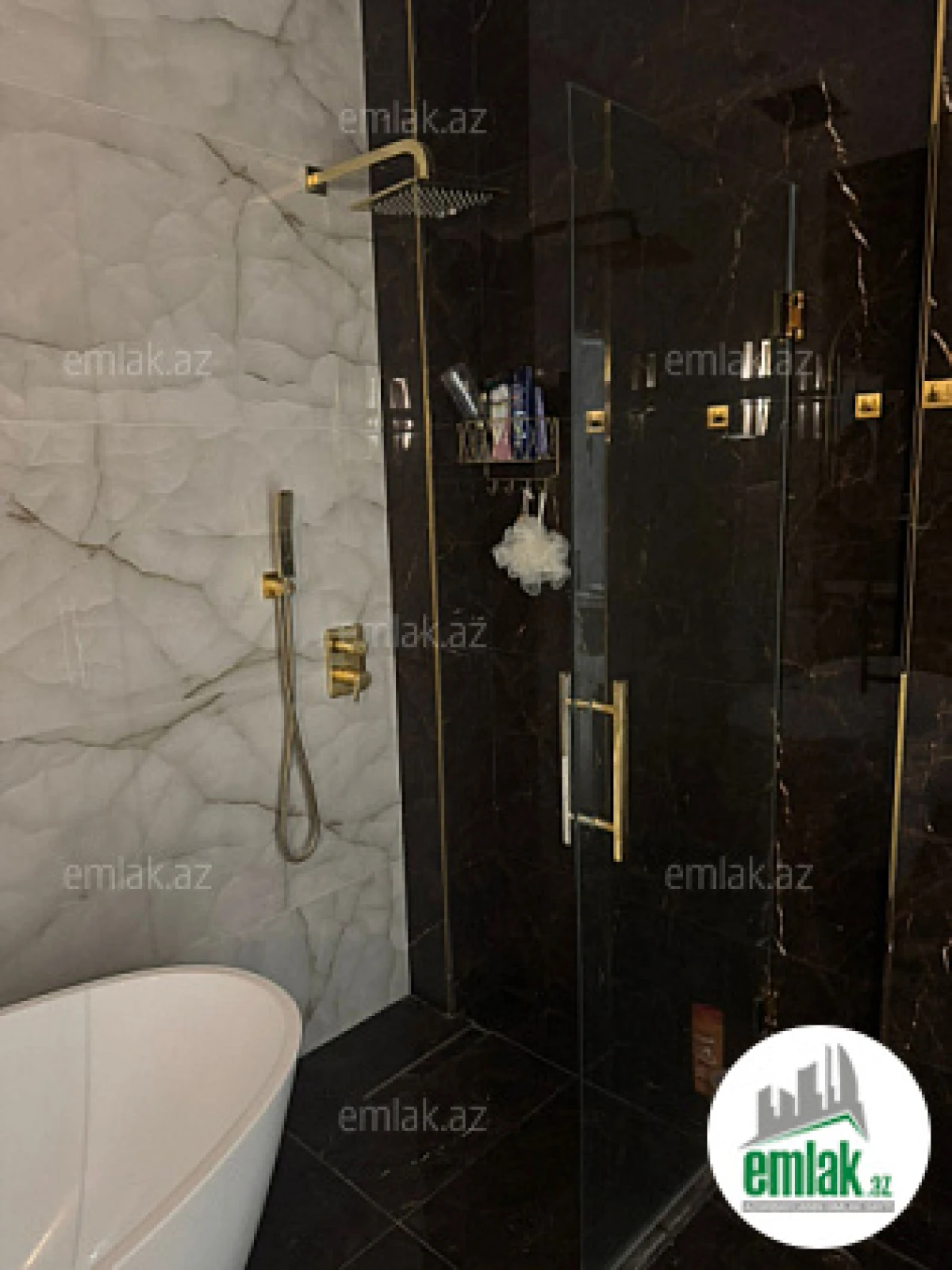 Satılır 48 otaqlı yeni tikili 2 m²