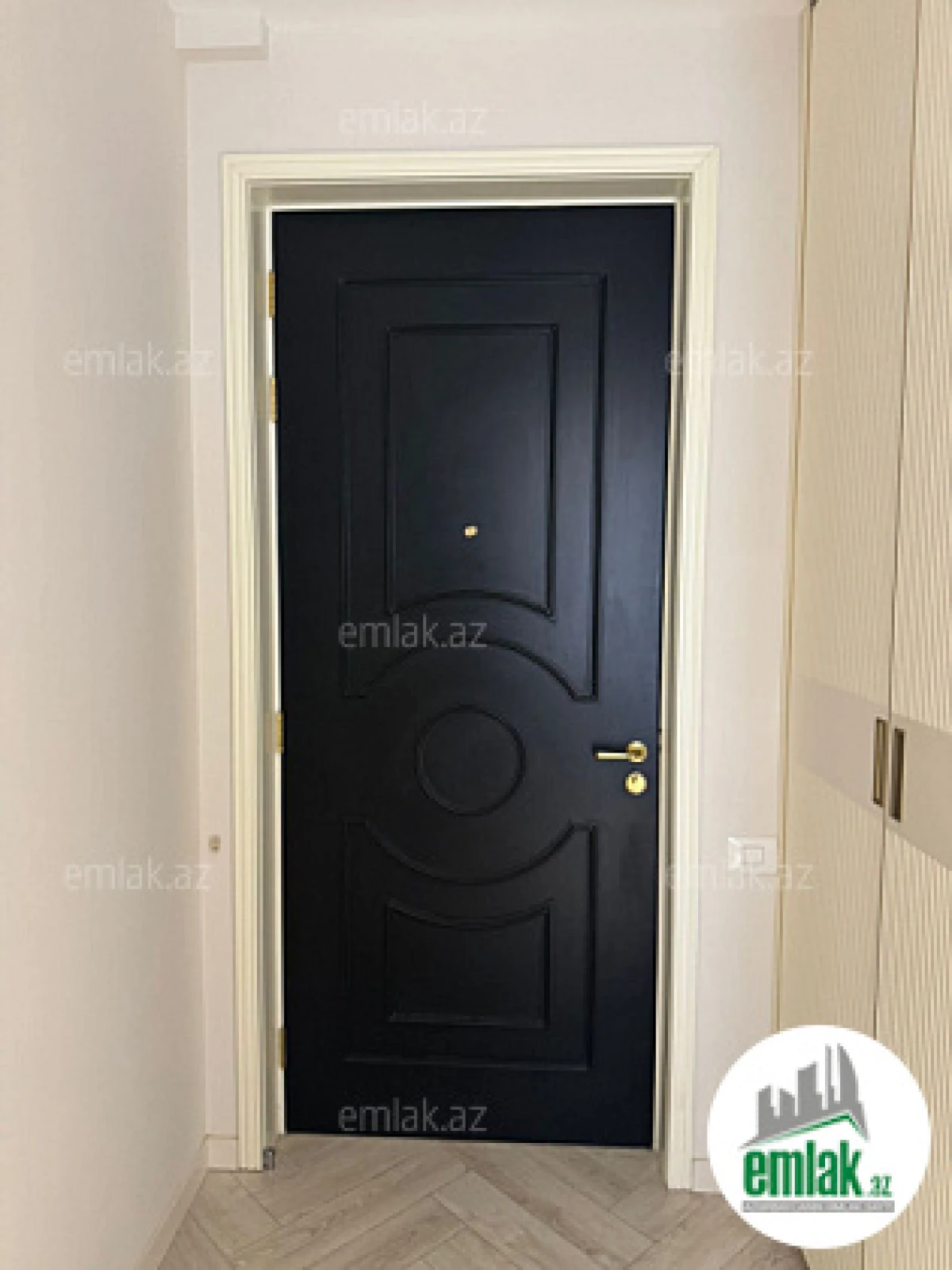 Satılır 48 otaqlı yeni tikili 2 m²