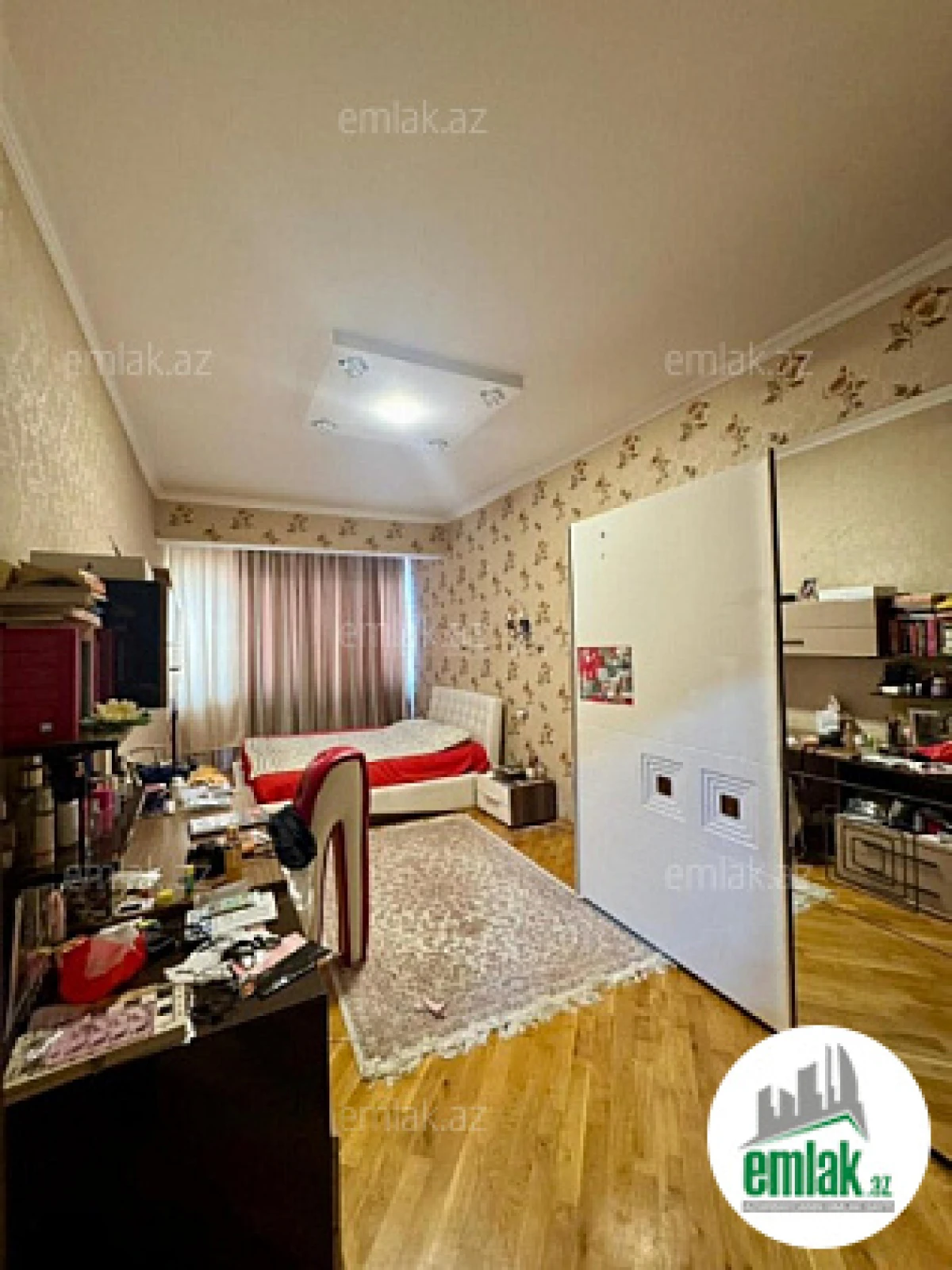 Satılır 3 otaqlı yeni tikili 140 m²