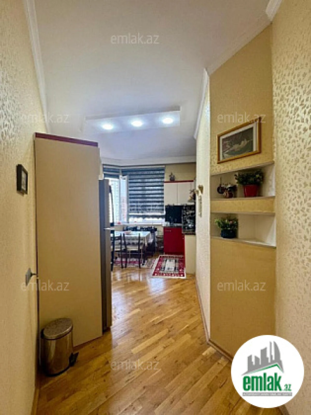 Satılır 3 otaqlı yeni tikili 140 m²