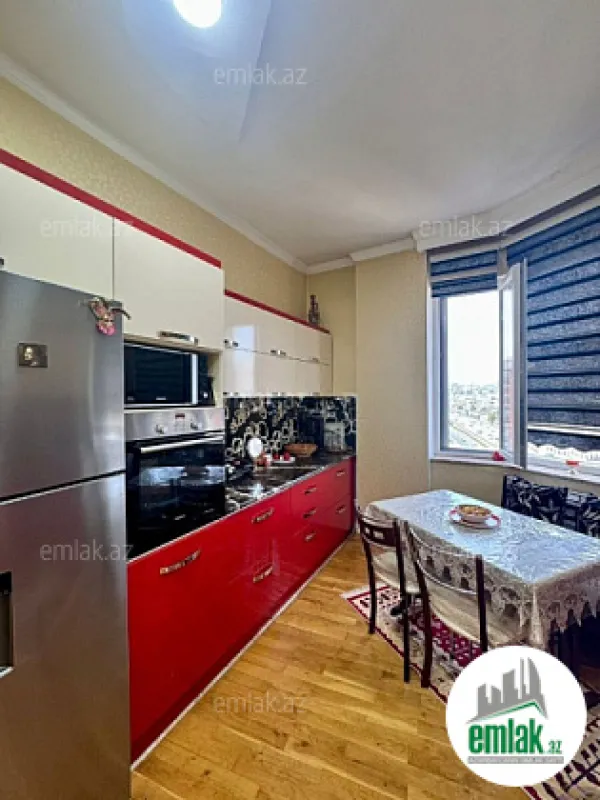 Satılır 3 otaqlı yeni tikili 140 m²