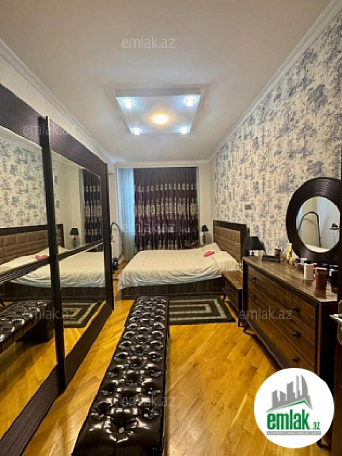 Satılır 3 otaqlı yeni tikili 140 m²