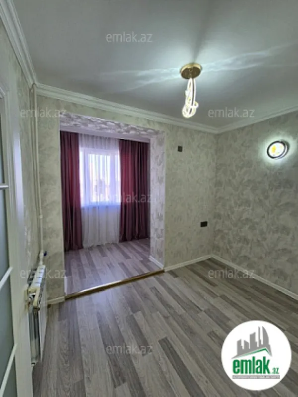 Satılır 2 otaqlı köhnə tikili 38 m²