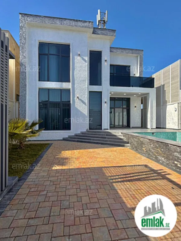 Satılır 5 otaqlı mənzil 200 m²