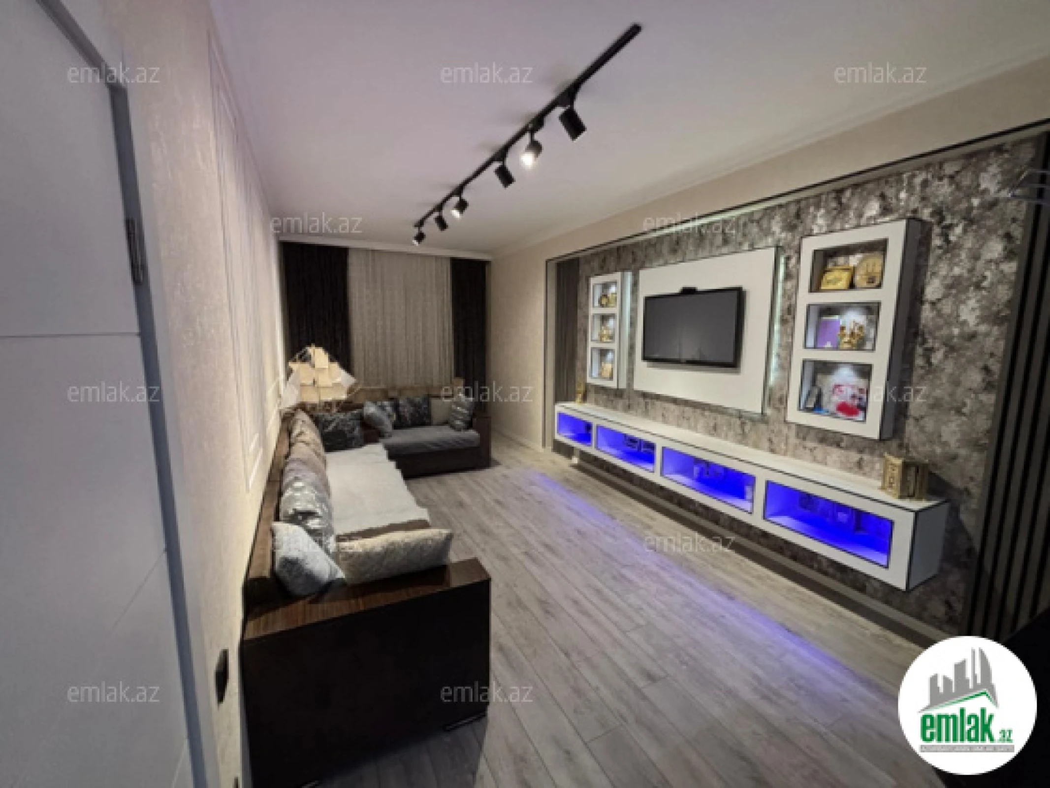 Satılır 3 otaqlı yeni tikili 71 m²