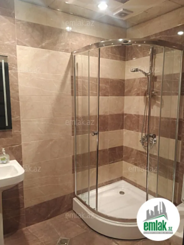 Satılır 2 otaqlı yeni tikili 60 m²