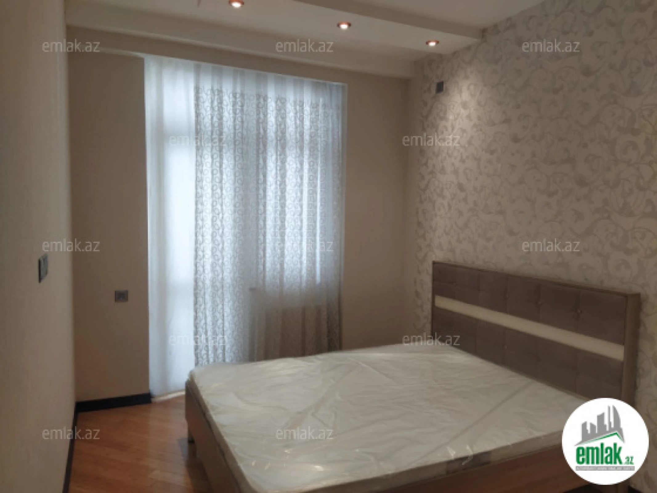 Satılır 2 otaqlı yeni tikili 60 m²