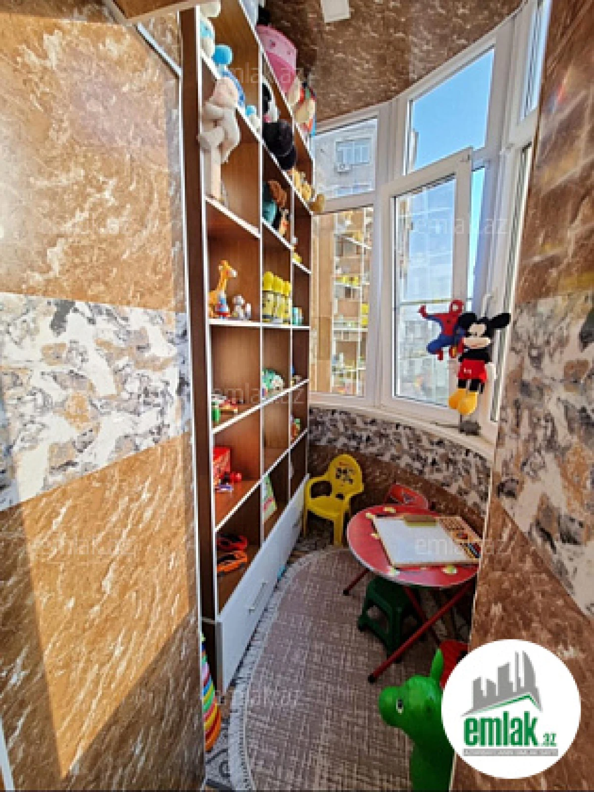 Satılır 2 otaqlı yeni tikili 94 m²