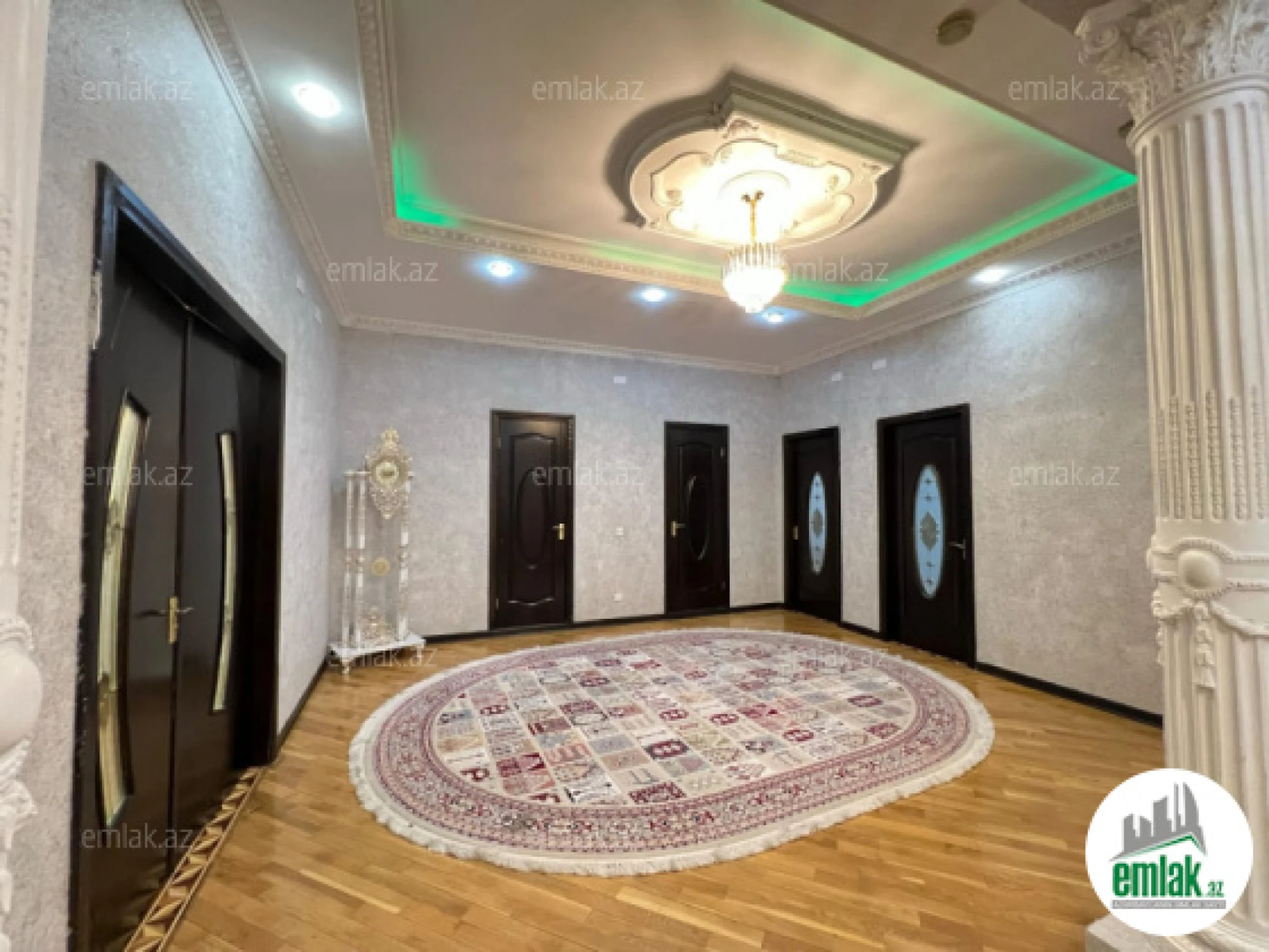 Satılır 3 otaqlı yeni tikili 170 m²