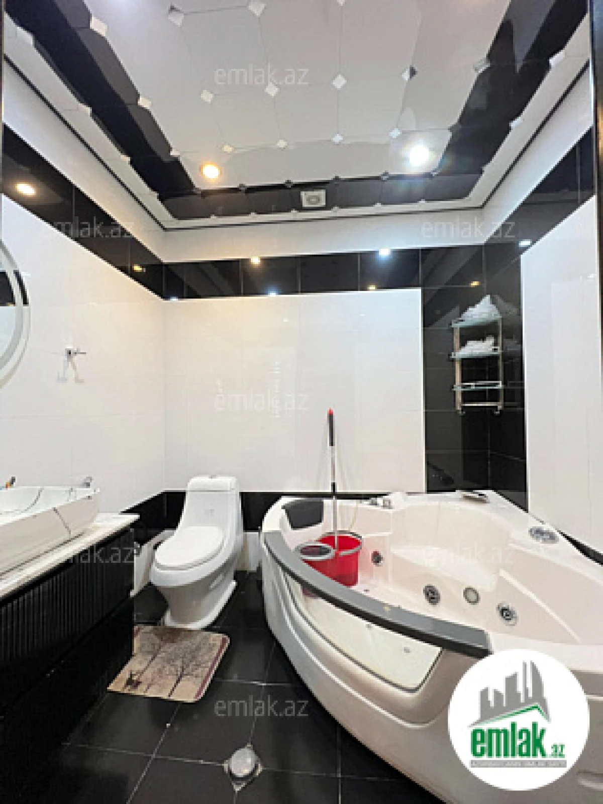 Satılır 3 otaqlı yeni tikili 170 m²