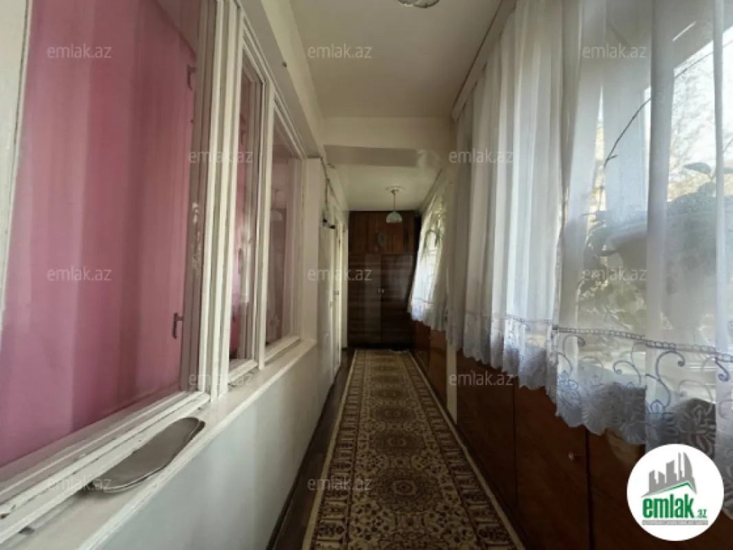 Satılır 3 otaqlı köhnə tikili 115 m²
