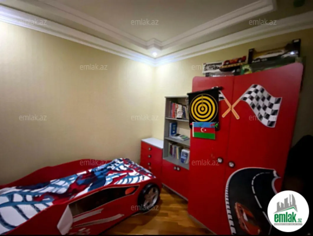 Satılır 4 otaqlı yeni tikili 160 m²