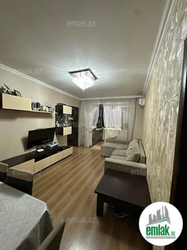 Satılır 3 otaqlı köhnə tikili 50 m²