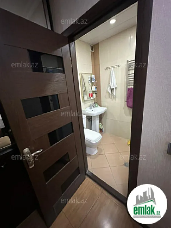 Satılır 3 otaqlı köhnə tikili 50 m²