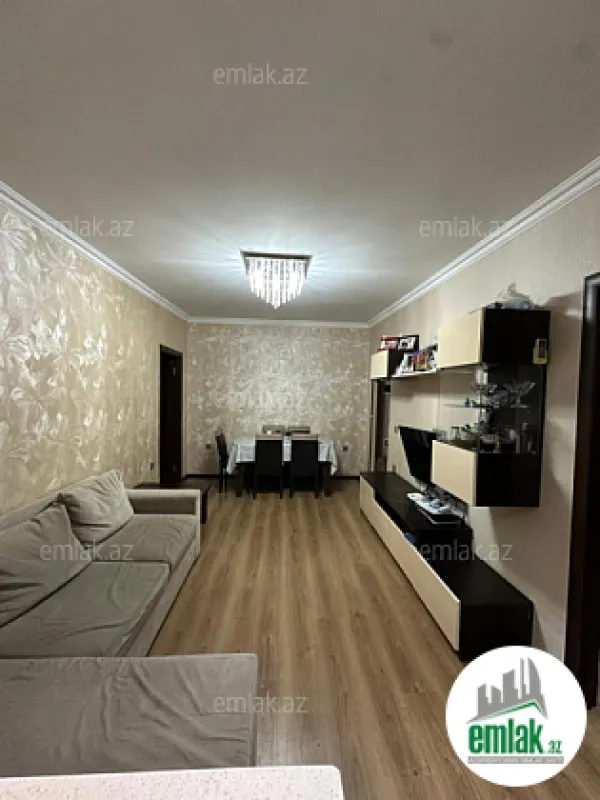 Satılır 3 otaqlı köhnə tikili 50 m²