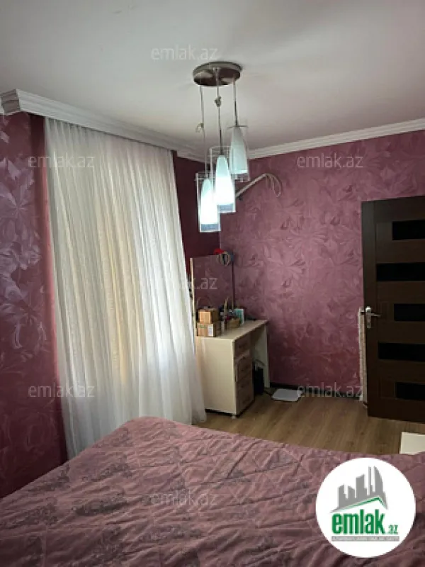 Satılır 3 otaqlı köhnə tikili 50 m²