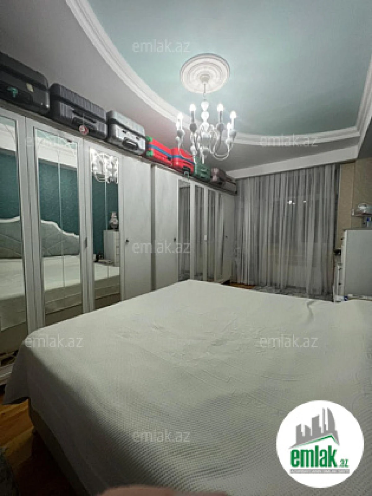 Satılır 3 otaqlı yeni tikili 90 m²