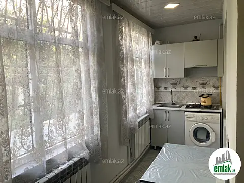 Satılır 3 otaqlı köhnə tikili 65 m²
