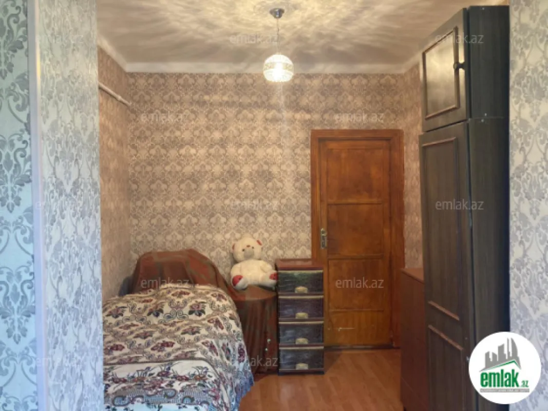Satılır 3 otaqlı köhnə tikili 65 m²