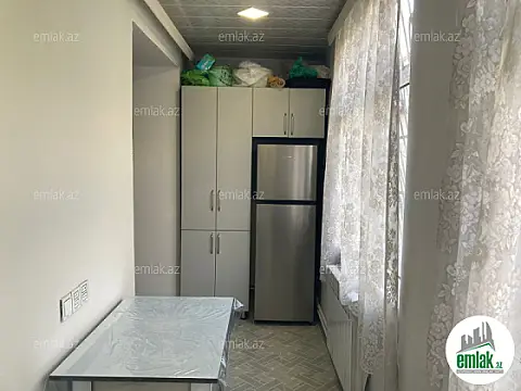 Satılır 3 otaqlı köhnə tikili 65 m²