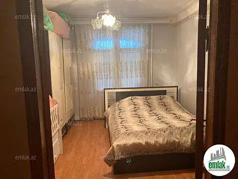 Satılır 3 otaqlı köhnə tikili 65 m²