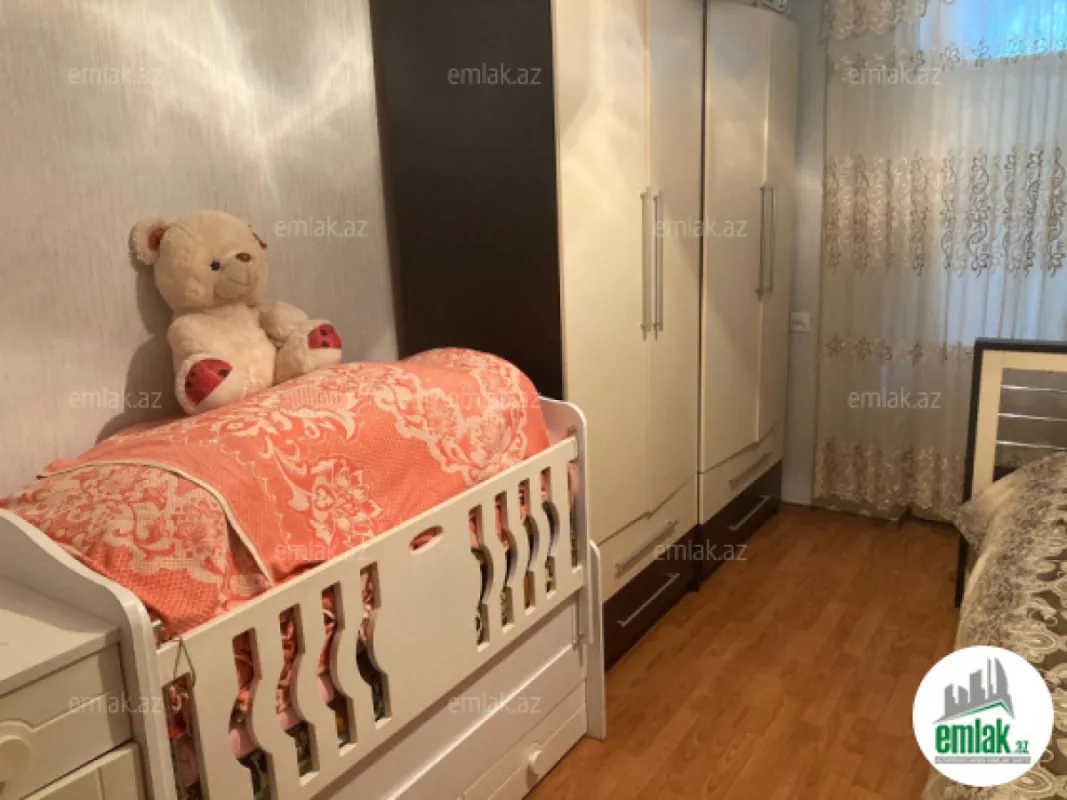 Satılır 3 otaqlı köhnə tikili 65 m²