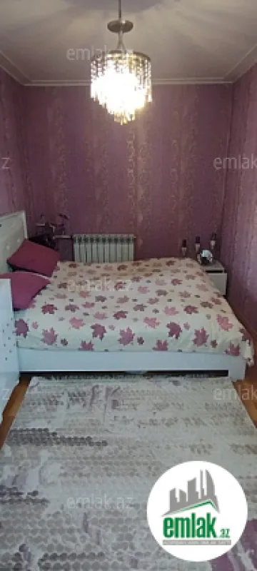 Satılır 2 otaqlı köhnə tikili 55 m²