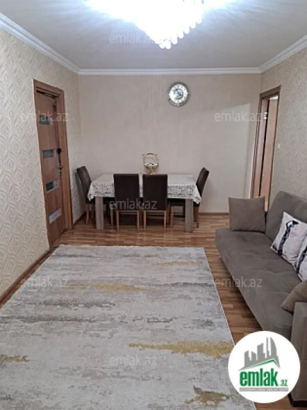 Satılır 2 otaqlı köhnə tikili 55 m²