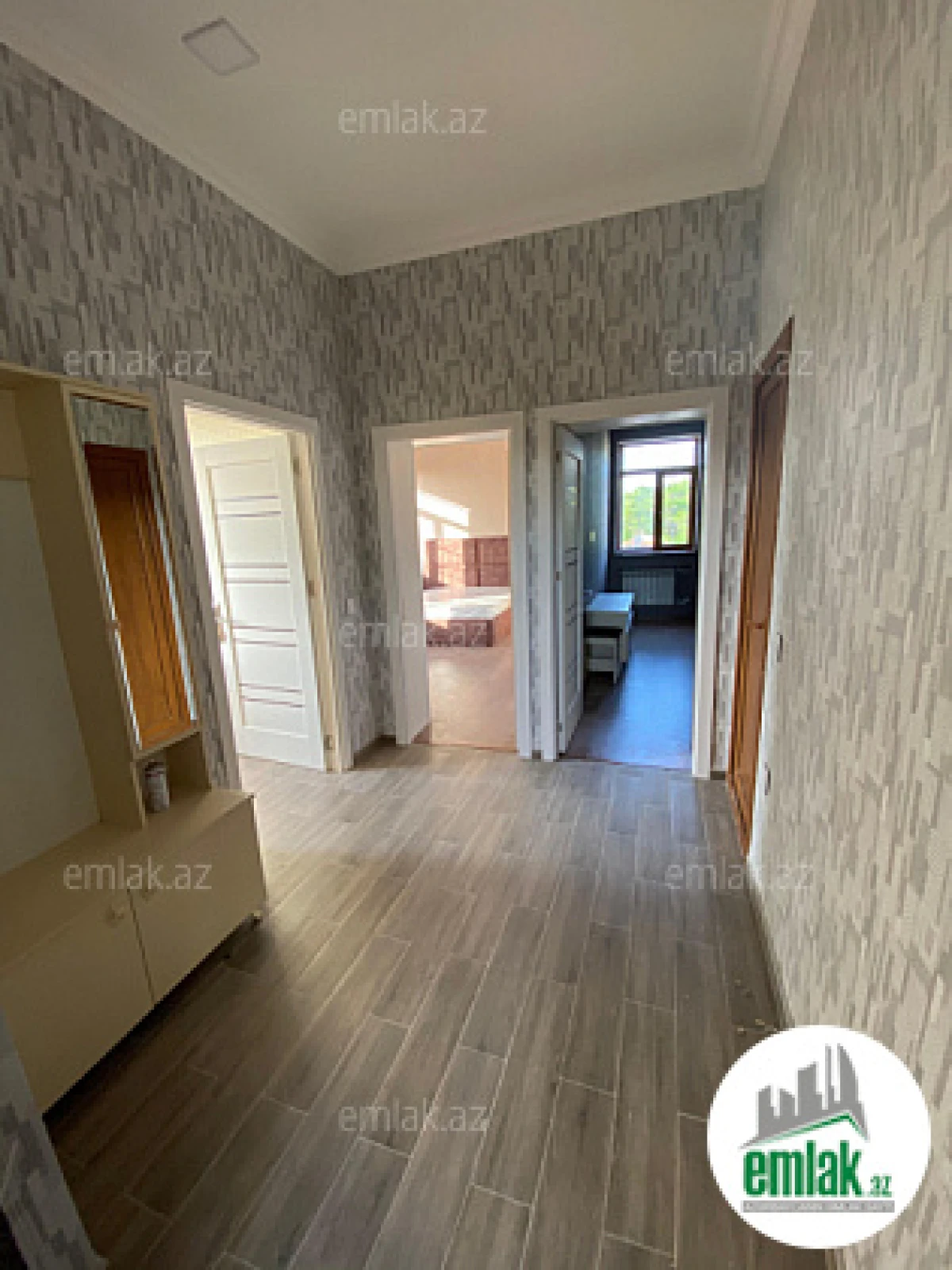 Satılır 5 otaqlı obyekt 500 m²