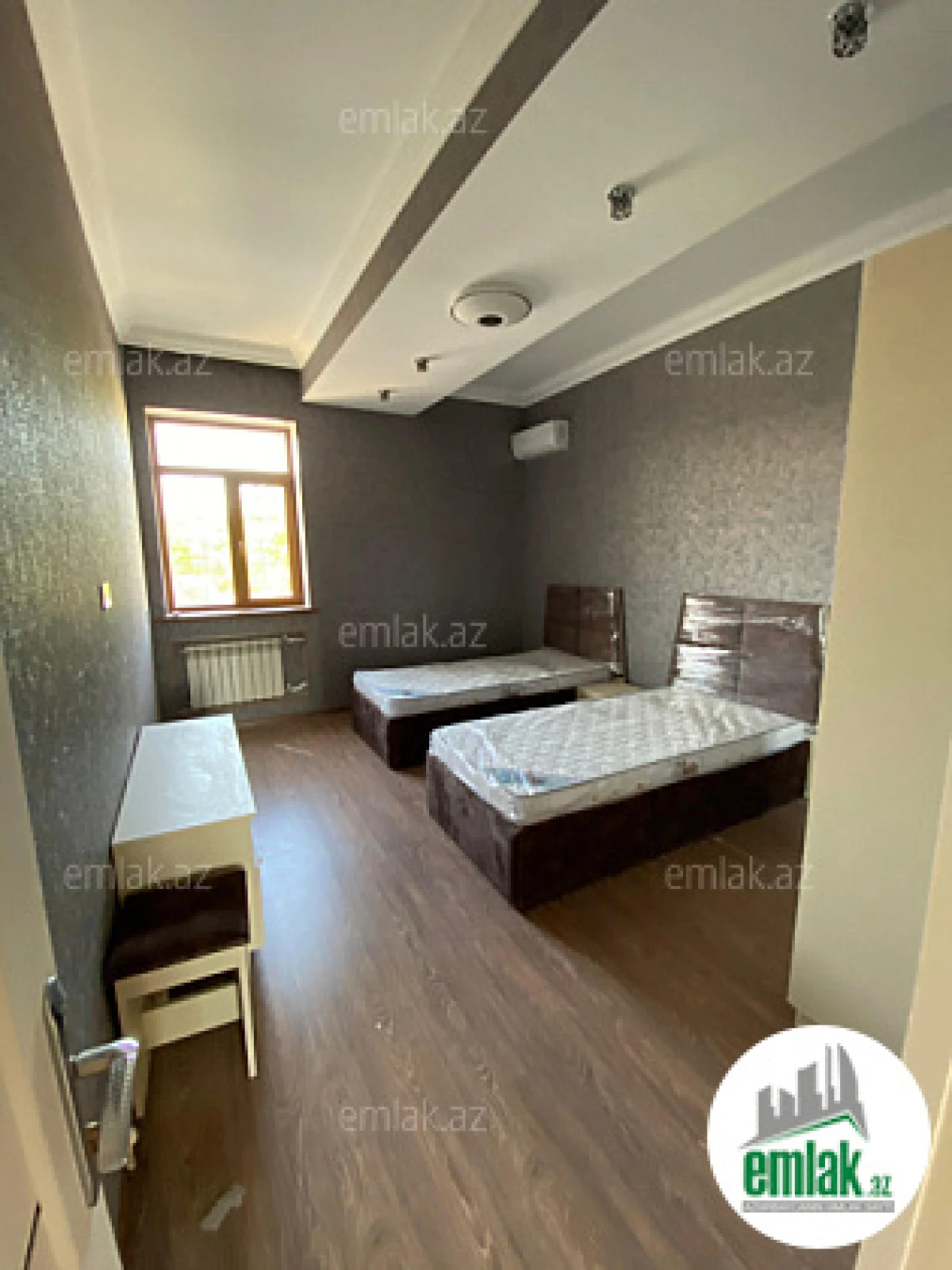 Satılır 5 otaqlı obyekt 500 m²