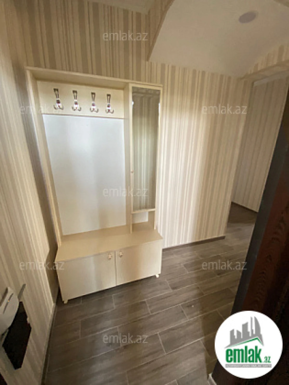 Satılır 5 otaqlı obyekt 500 m²