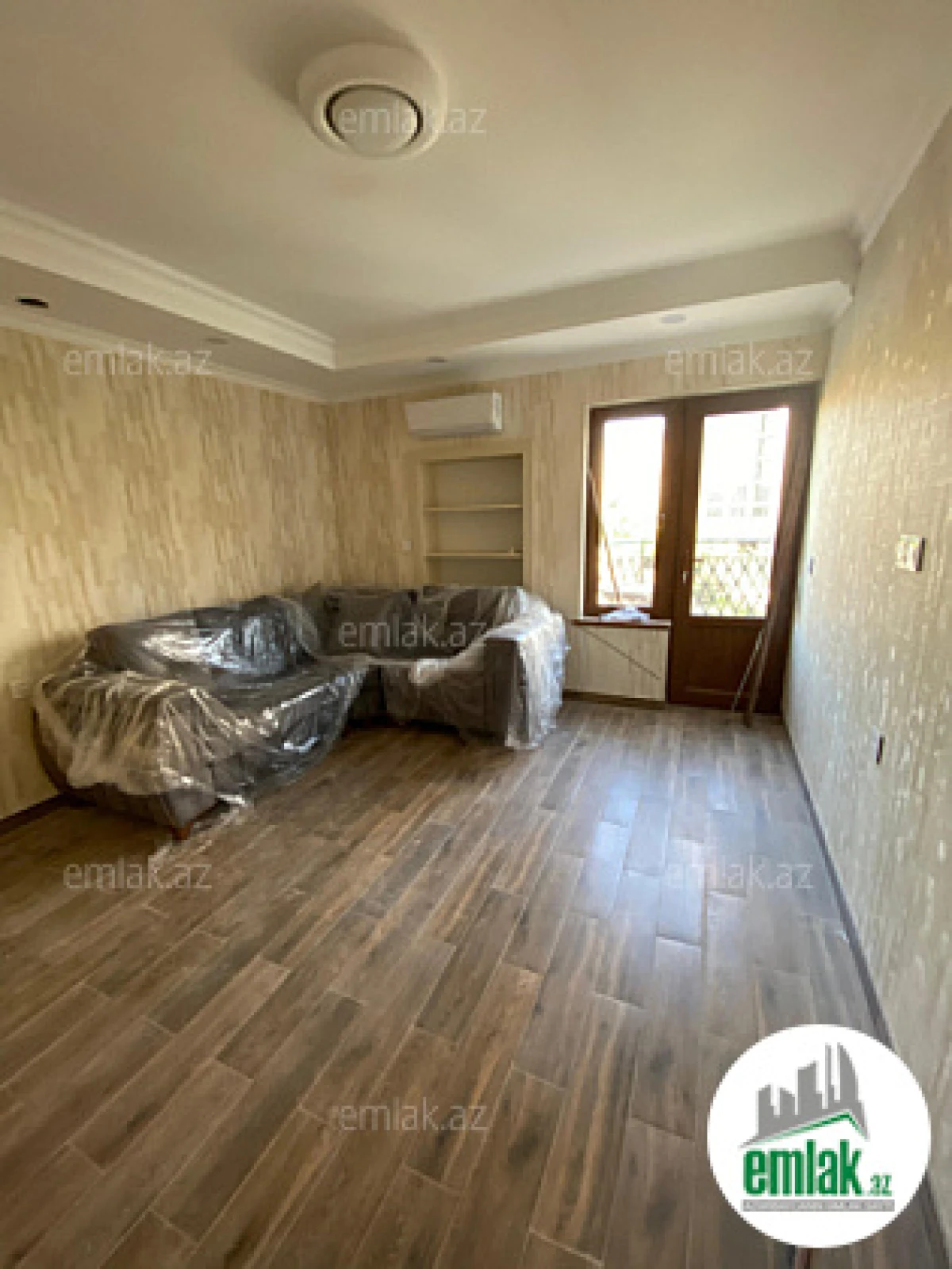 Satılır 5 otaqlı obyekt 500 m²
