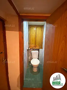 Satılır 2 otaqlı köhnə tikili 55 m²