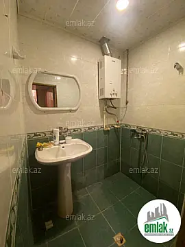 Satılır 2 otaqlı köhnə tikili 55 m²