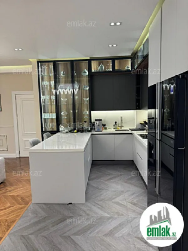 Satılır 2 otaqlı yeni tikili 88 m²